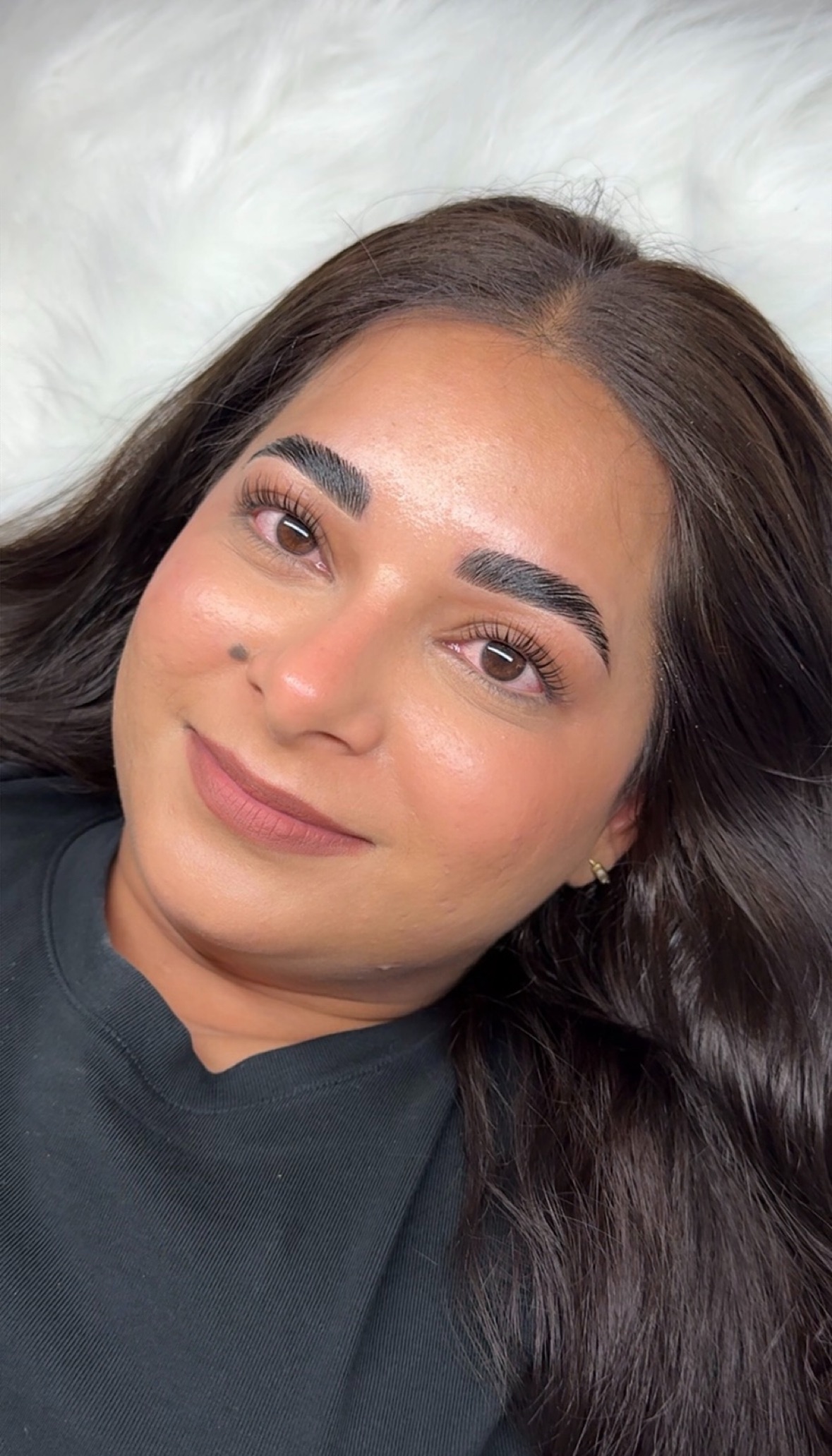 Editorial soft-glam close-up